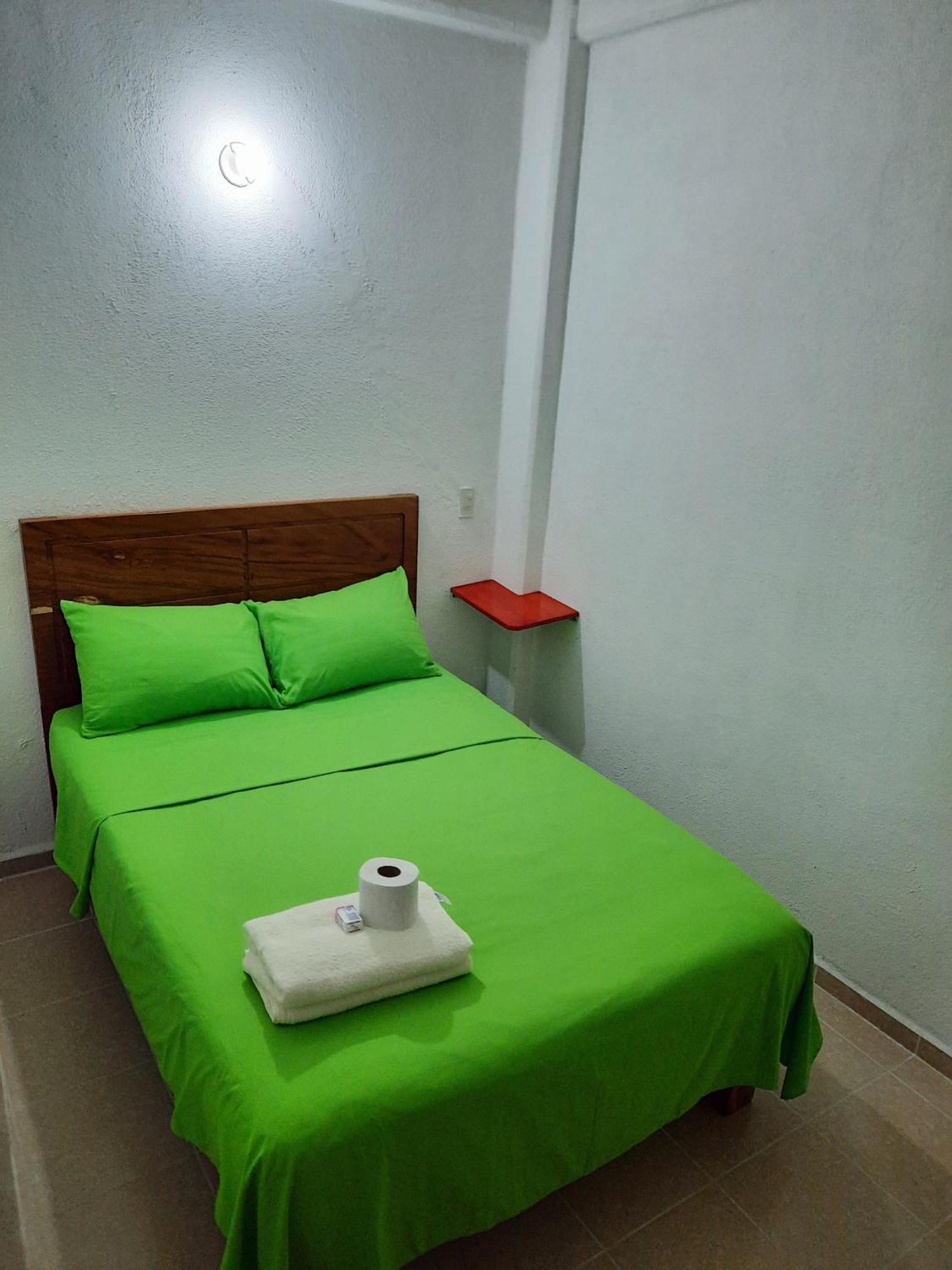 Cataviento Hotel Tecoanapa Chambre photo